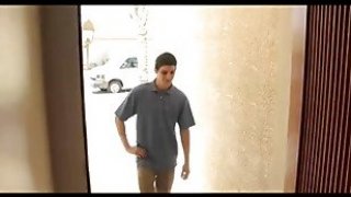 Experienced milf fucks young guyq8cuchv
